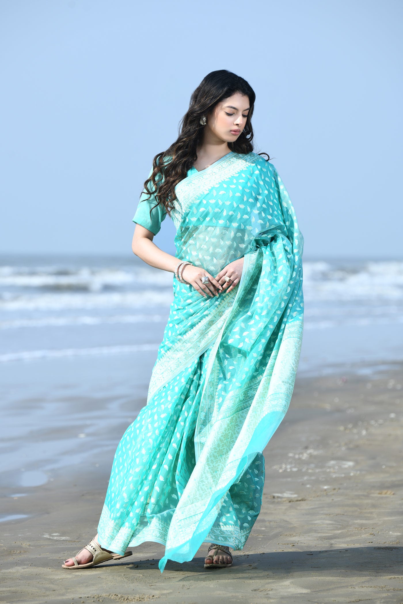 'Zehn-e-Gul' Sea Green Pure Resham Cotton Silk Banarasi Handloom Saree 'Zehn-e-Gul' Sea Green Pure Resham Cotton Silk Banarasi Handloom Saree