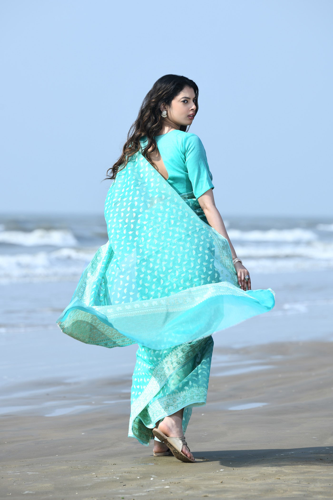 'Zehn-e-Gul' Sea Green Pure Resham Cotton Silk Banarasi Handloom Saree 'Zehn-e-Gul' Sea Green Pure Resham Cotton Silk Banarasi Handloom Saree
