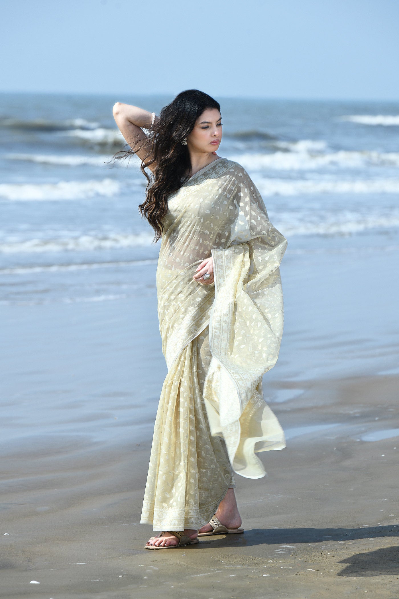 'Zehn-e-Gul' Tussar Beige Pure Resham Cotton Silk Banarasi Handloom Saree 'Zehn-e-Gul' Tussar Beige Pure Resham Cotton Silk Banarasi Handloom Saree