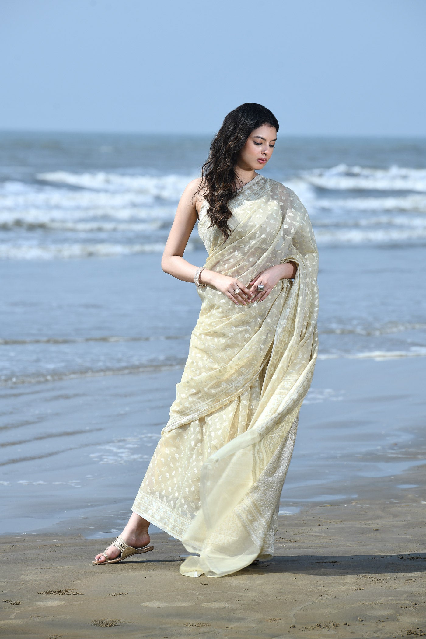 'Zehn-e-Gul' Tussar Beige Pure Resham Cotton Silk Banarasi Handloom Saree 'Zehn-e-Gul' Tussar Beige Pure Resham Cotton Silk Banarasi Handloom Saree