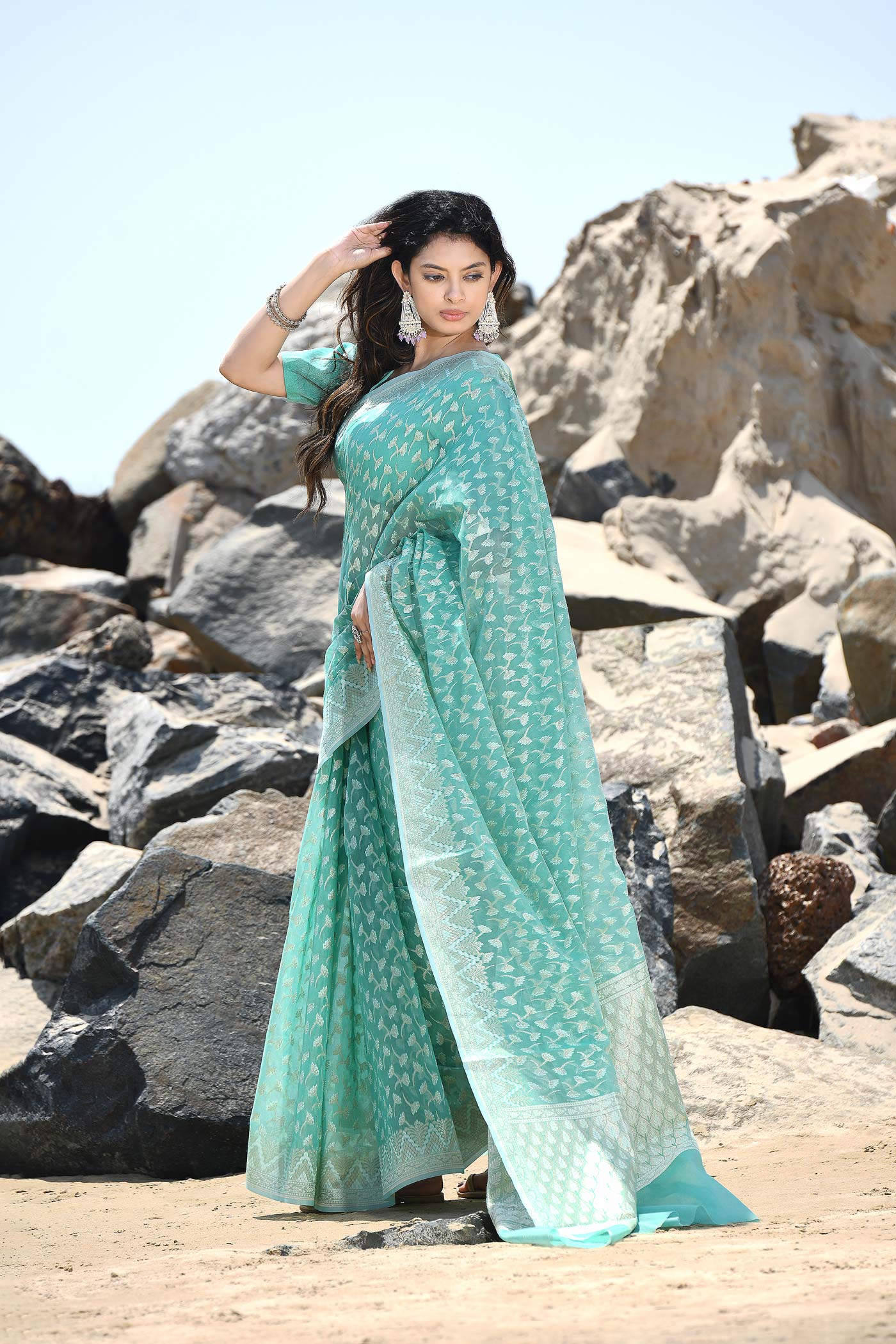 'Mehfil-e-Rang' Sea Green Pure Resham Cotton Silk Banarasi Handloom Saree 'Mehfil-e-Rang' Sea Green Pure Resham Cotton Silk Banarasi Handloom Saree