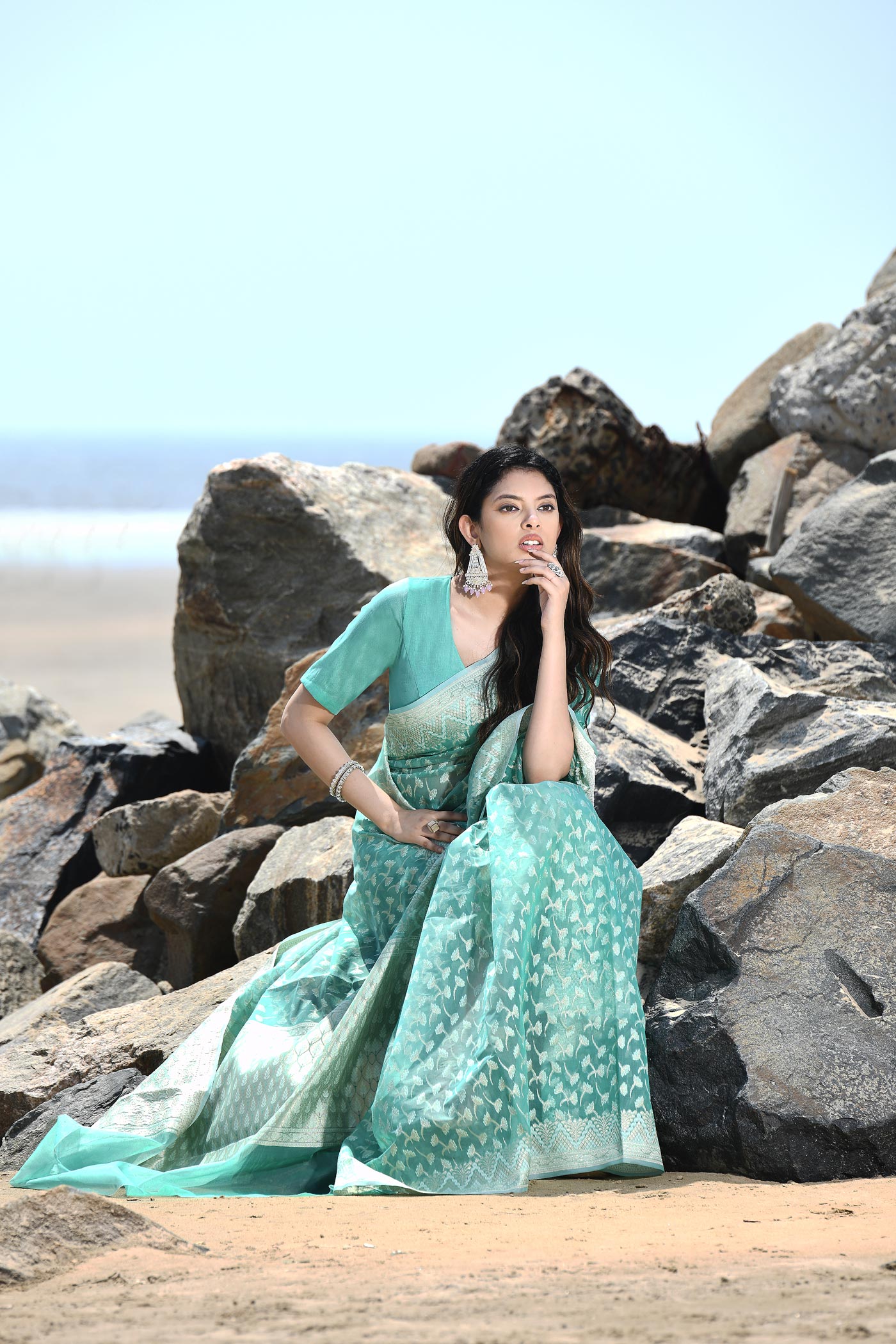 'Mehfil-e-Rang' Sea Green Pure Resham Cotton Silk Banarasi Handloom Saree 'Mehfil-e-Rang' Sea Green Pure Resham Cotton Silk Banarasi Handloom Saree