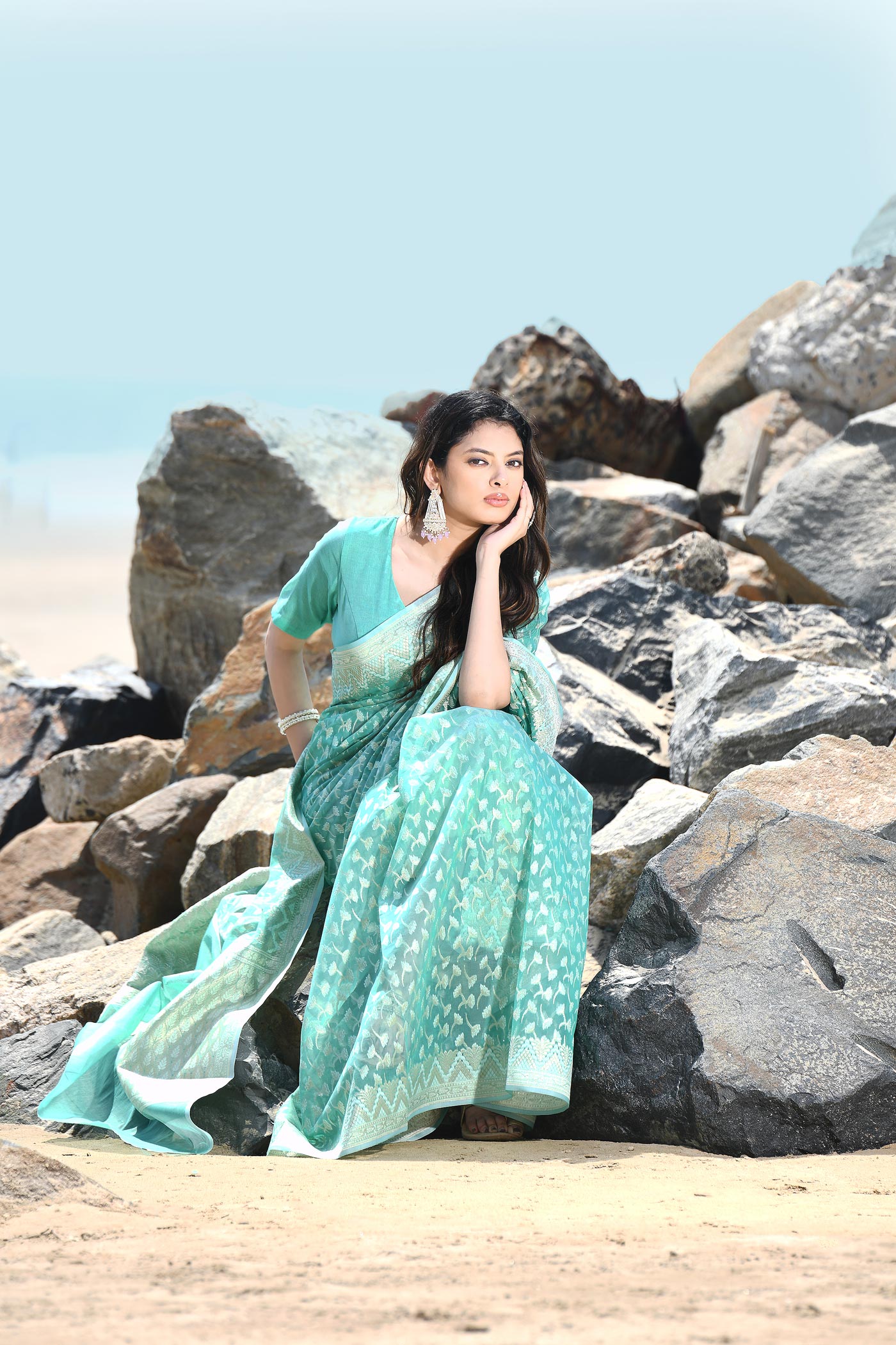 'Mehfil-e-Rang' Sea Green Pure Resham Cotton Silk Banarasi Handloom Saree 'Mehfil-e-Rang' Sea Green Pure Resham Cotton Silk Banarasi Handloom Saree