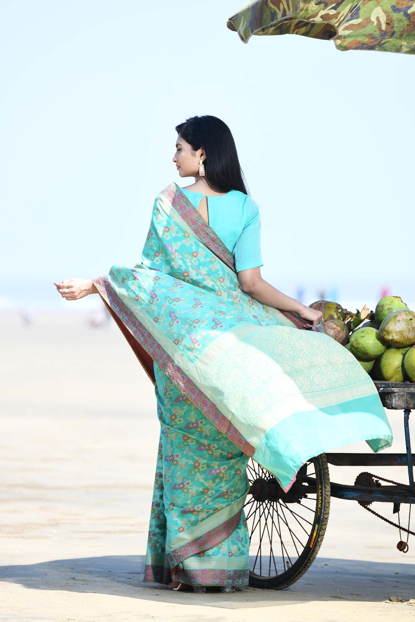 'Gulnaar' Aqua Pure Resham Cotton Alfi Jaal Tilfi Border Banarasi Handloom Saree 'Gulnaar' Aqua Pure Resham Cotton Alfi Jaal Tilfi Border Banarasi Handloom Saree