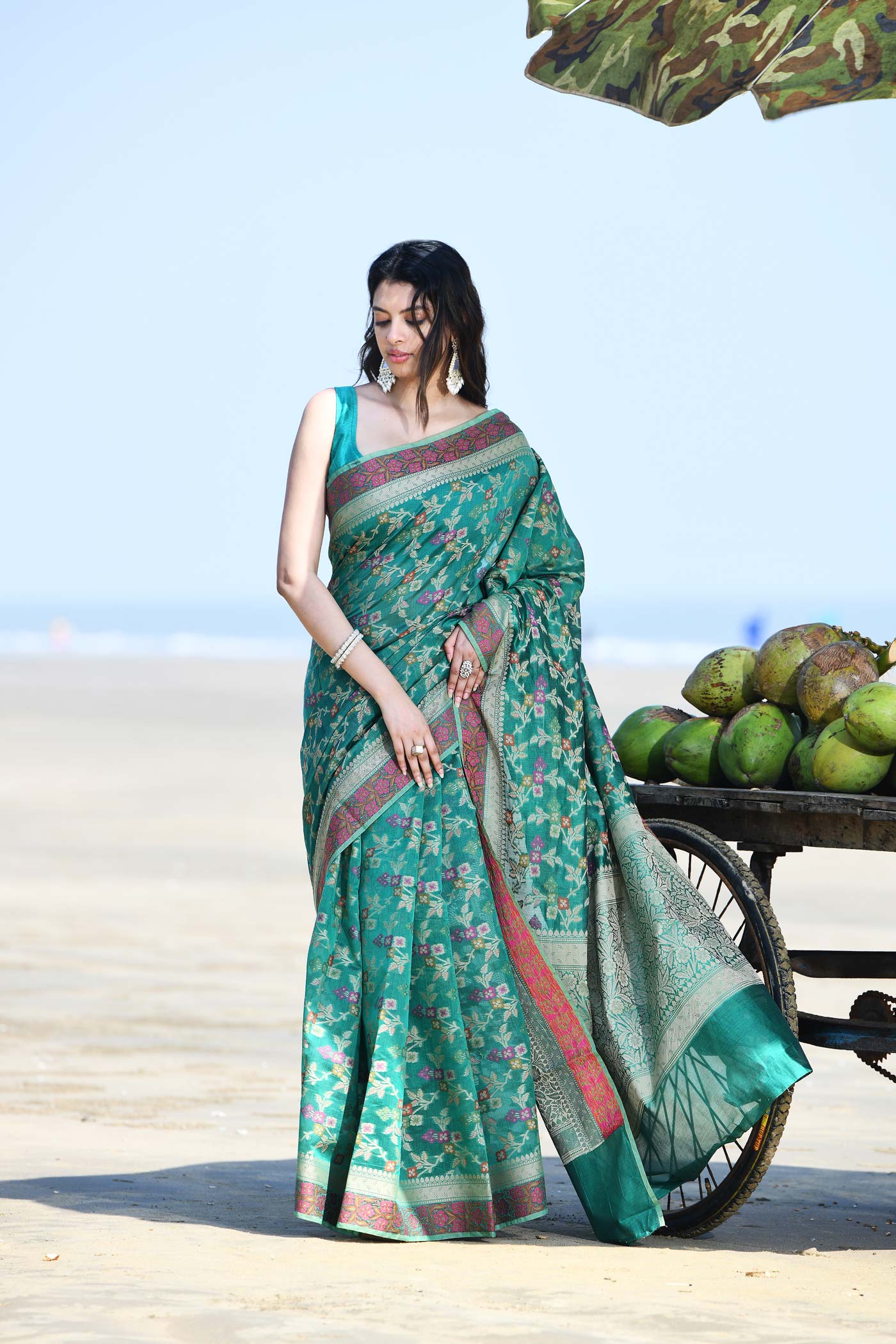 'Gulnaar' Teal Pure Resham Cotton Alfi Jaal Tilfi Border Banarasi Handloom Saree 'Gulnaar' Teal Pure Resham Cotton Alfi Jaal Tilfi Border Banarasi Handloom Saree