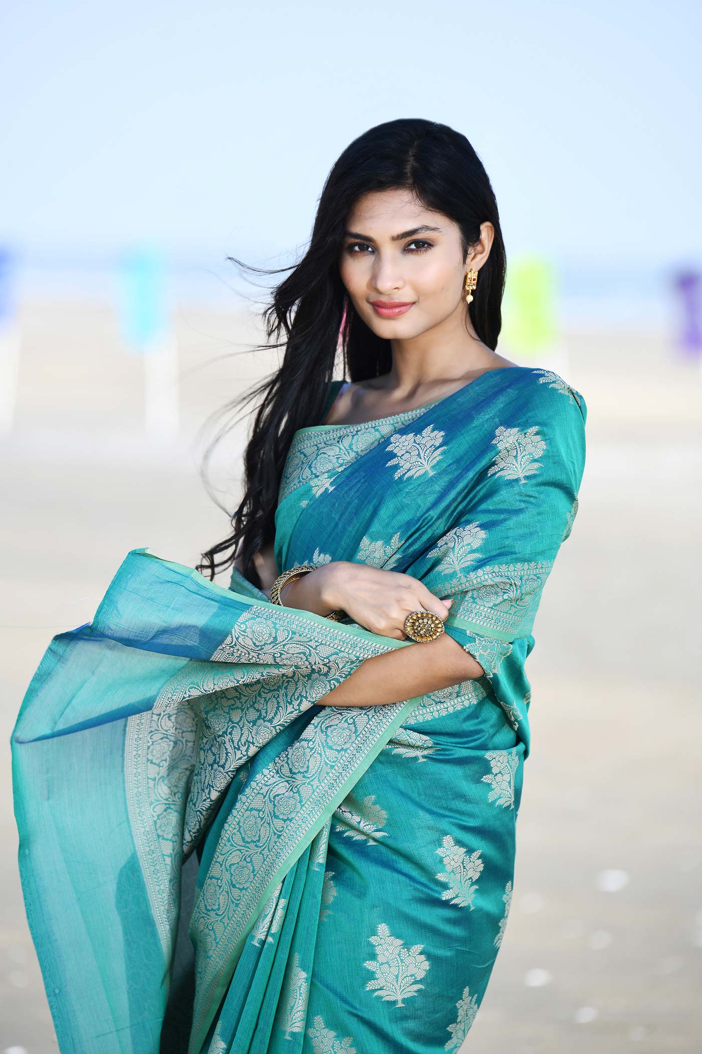 'Ruhani' Teal Pure Resham Cotton Banarasi Handloom Saree 'Ruhani' Teal Pure Resham Cotton Banarasi Handloom Saree