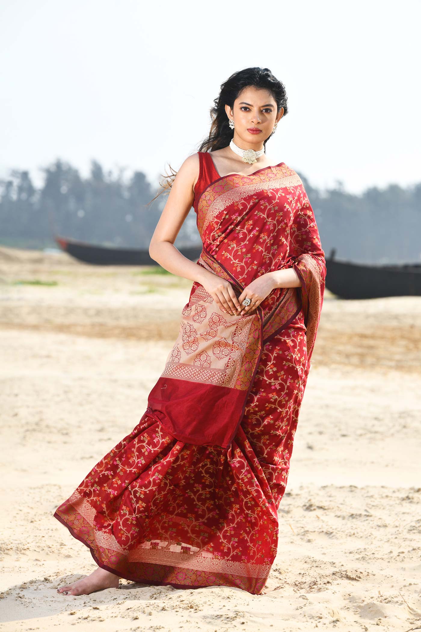 'Nazaakat' Garnet Pure Resham Cotton Alfi Jaal Tilfi Border Pure Banarasi Handloom Saree 'Nazaakat' Garnet Pure Resham Cotton Alfi Jaal Tilfi Border Pure Banarasi Handloom Saree