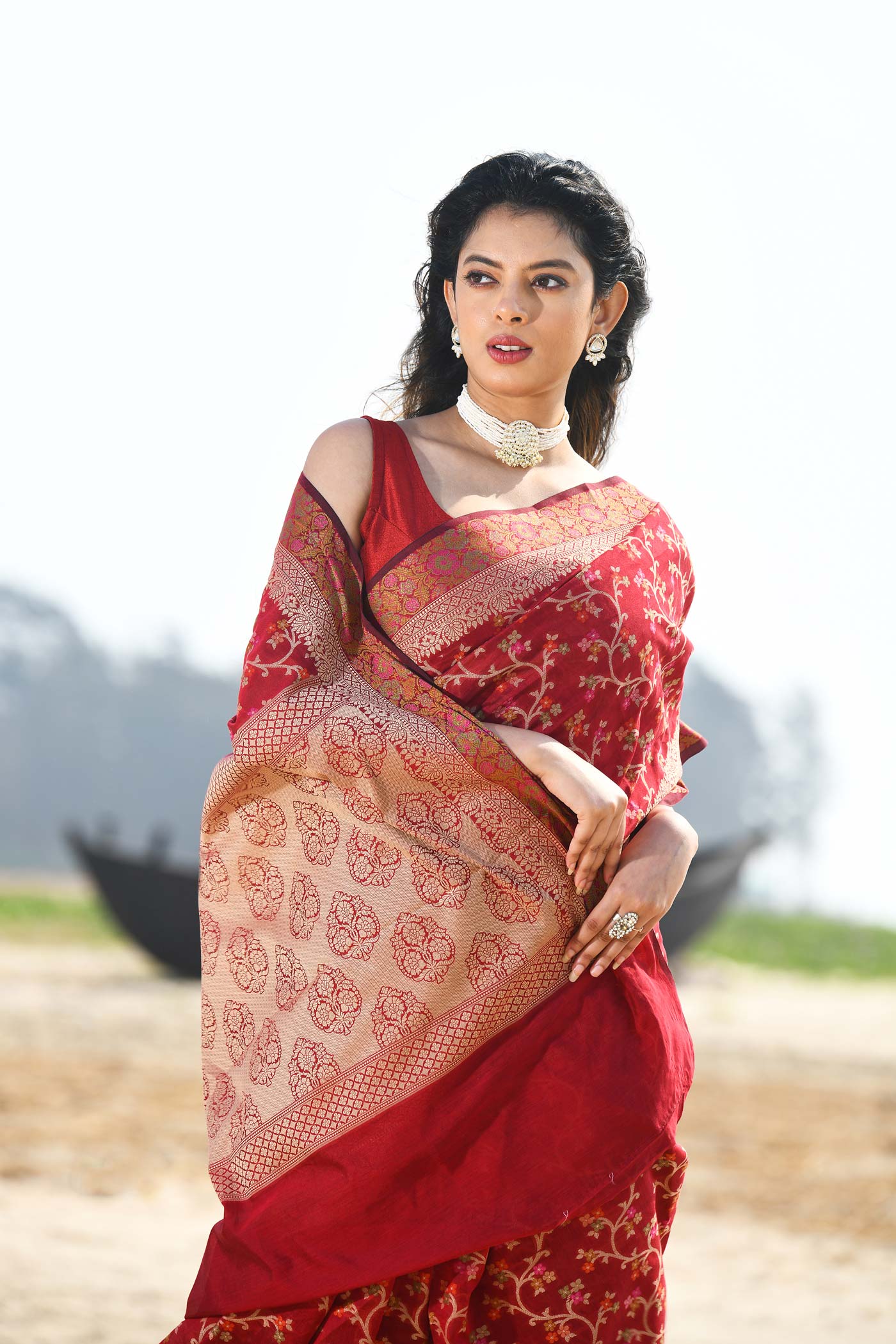 'Nazaakat' Garnet Pure Resham Cotton Alfi Jaal Tilfi Border Pure Banarasi Handloom Saree 'Nazaakat' Garnet Pure Resham Cotton Alfi Jaal Tilfi Border Pure Banarasi Handloom Saree