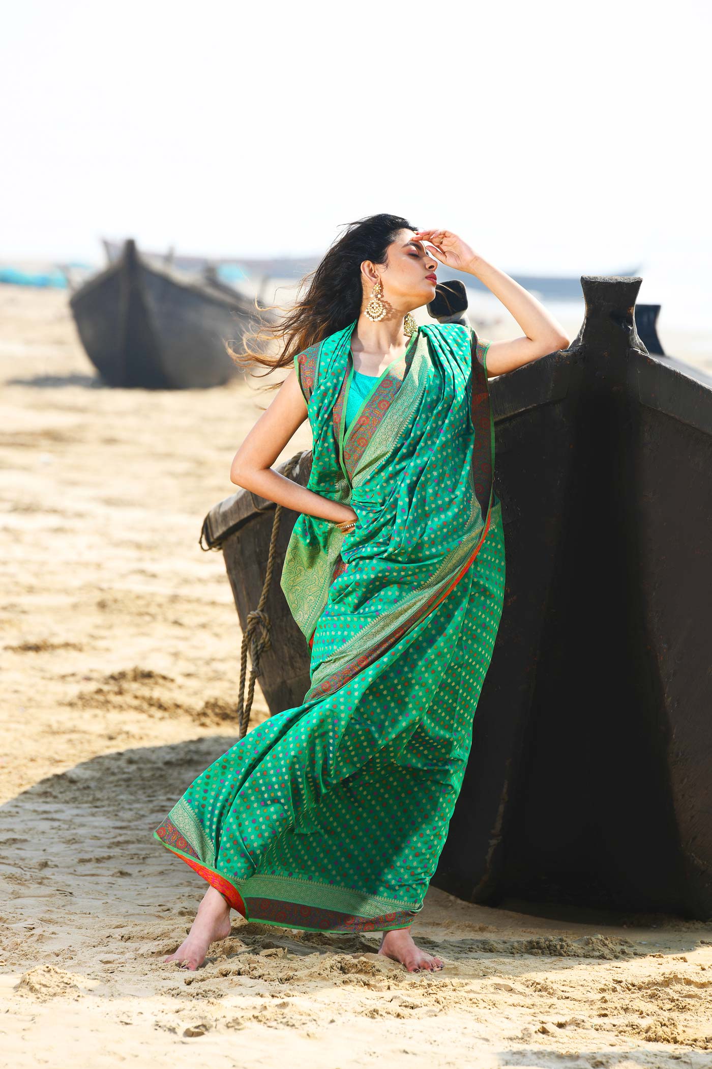 'Shabnam' Green Pure Resham Cotton Alfi Booti Tilfi Border Banarasi Handloom Saree 'Shabnam' Green Pure Resham Cotton Alfi Booti Tilfi Border Banarasi Handloom Saree