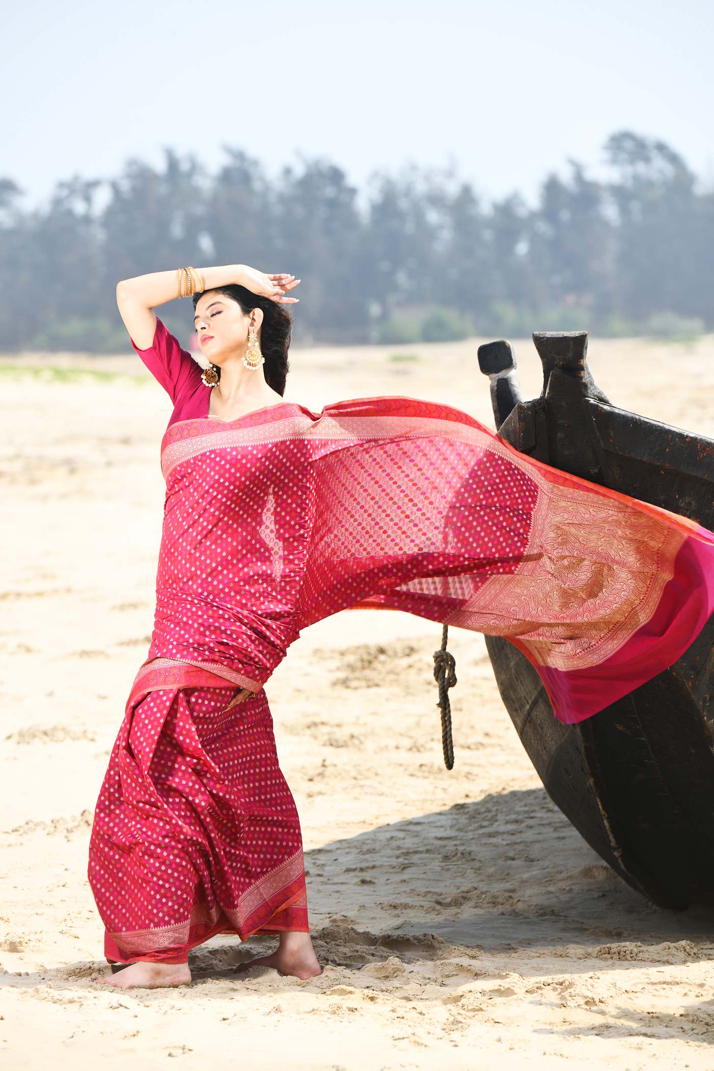 'Shabnam' Raspberry Red-Pink Pure Resham Cotton Alfi Booti Tilfi Border  Banarasi Handloom Saree 'Shabnam' Raspberry Red-Pink Pure Resham Cotton Alfi Booti Tilfi Border  Banarasi Handloom Saree