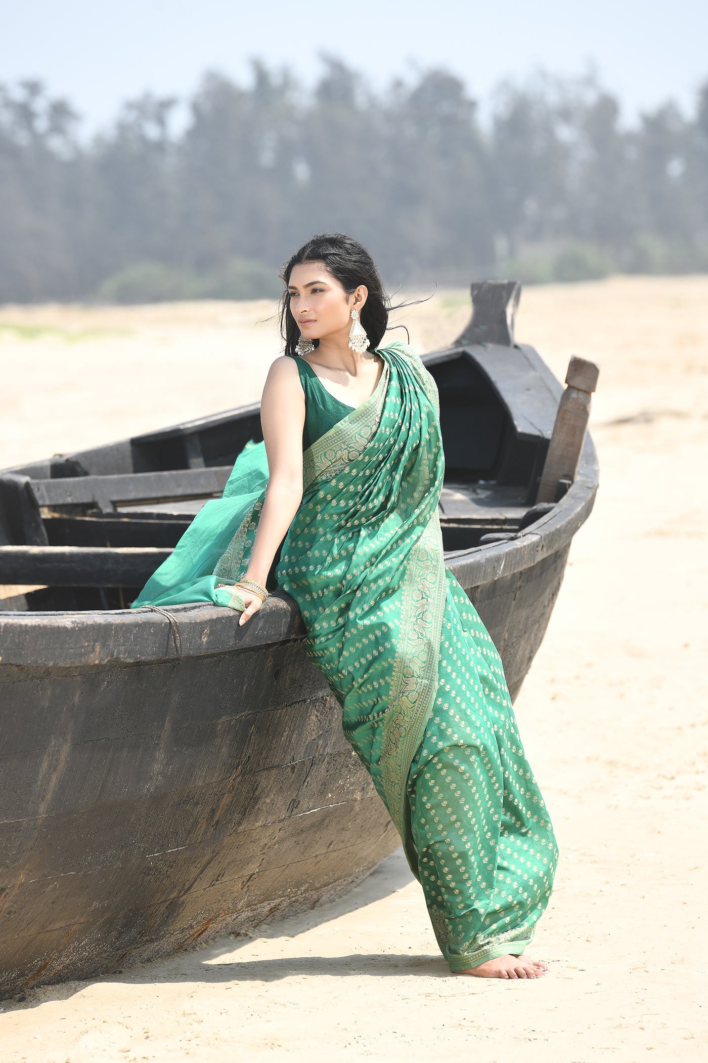 'Sitara' Green Pure Resham Cotton Banarasi Handloom Saree 'Sitara' Green Pure Resham Cotton Banarasi Handloom Saree