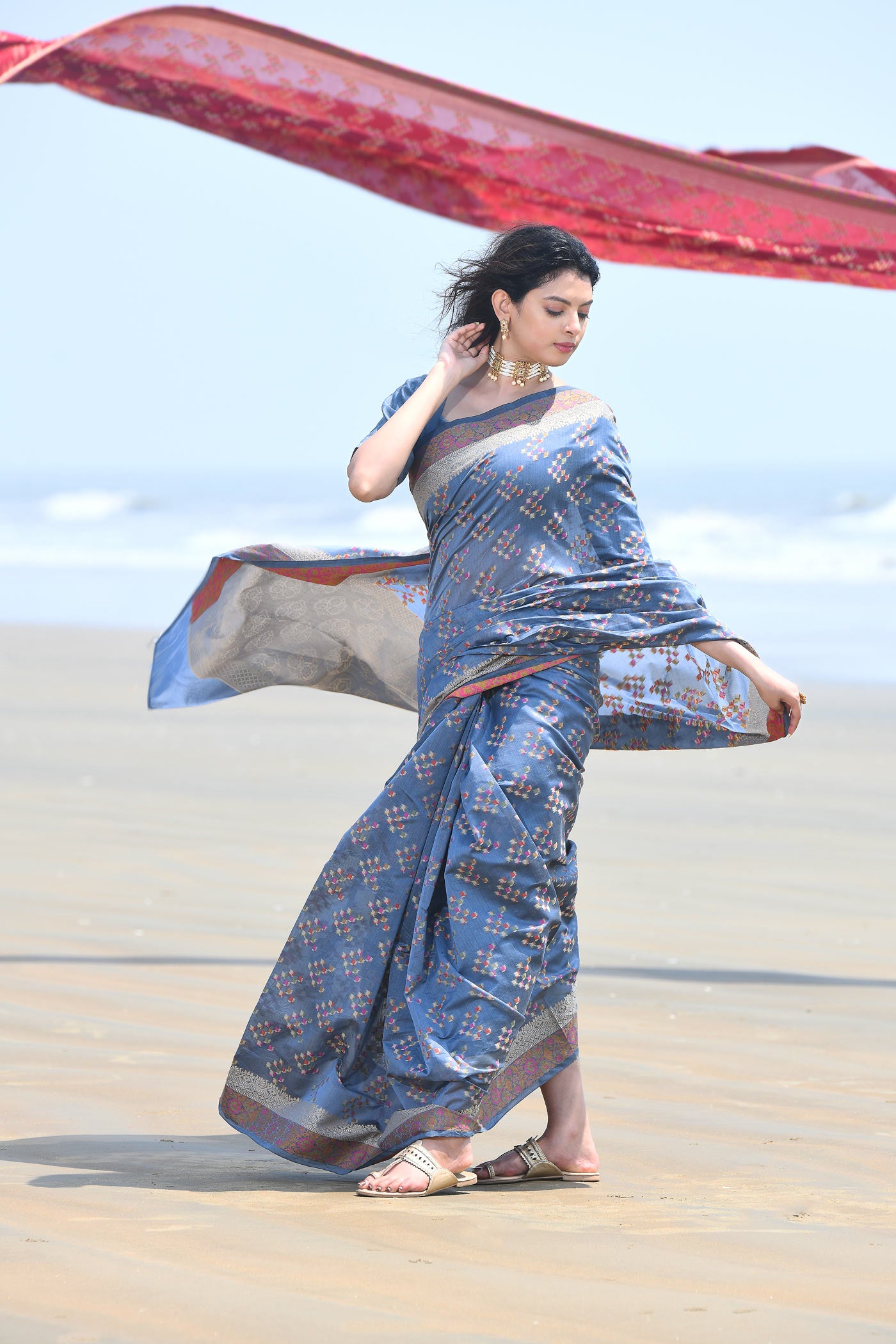 'Afreen' Grey Pure Resham Cotton Alfi Booti Tilfi Border Banarasi Handloom Saree 'Afreen' Grey Pure Resham Cotton Alfi Booti Tilfi Border Banarasi Handloom Saree