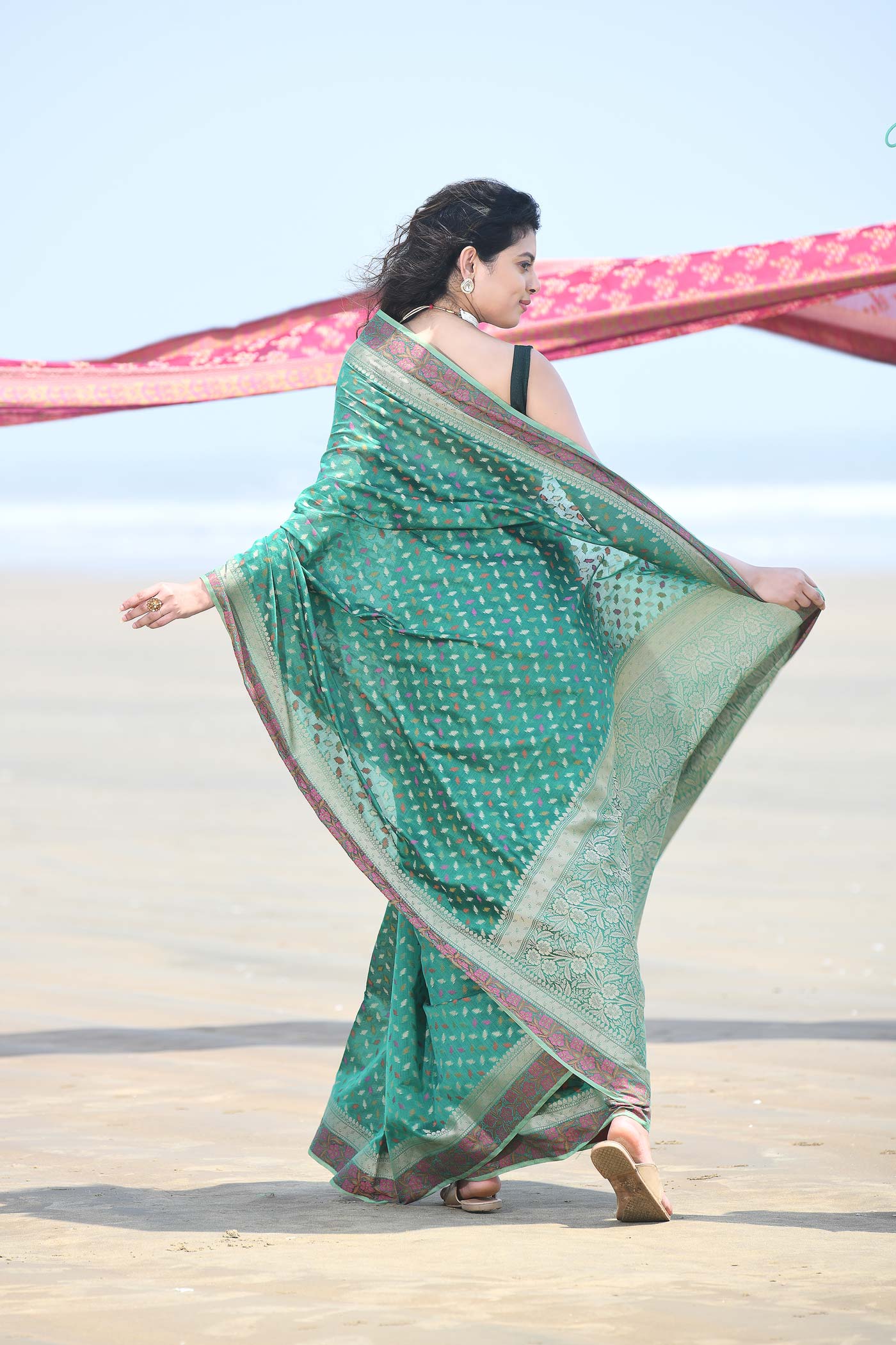 'Meher' Green Pure Resham Cotton Alfi Booti Tillfi Border Banarasi Handloom Saree 'Meher' Green Pure Resham Cotton Alfi Booti Tillfi Border Banarasi Handloom Saree