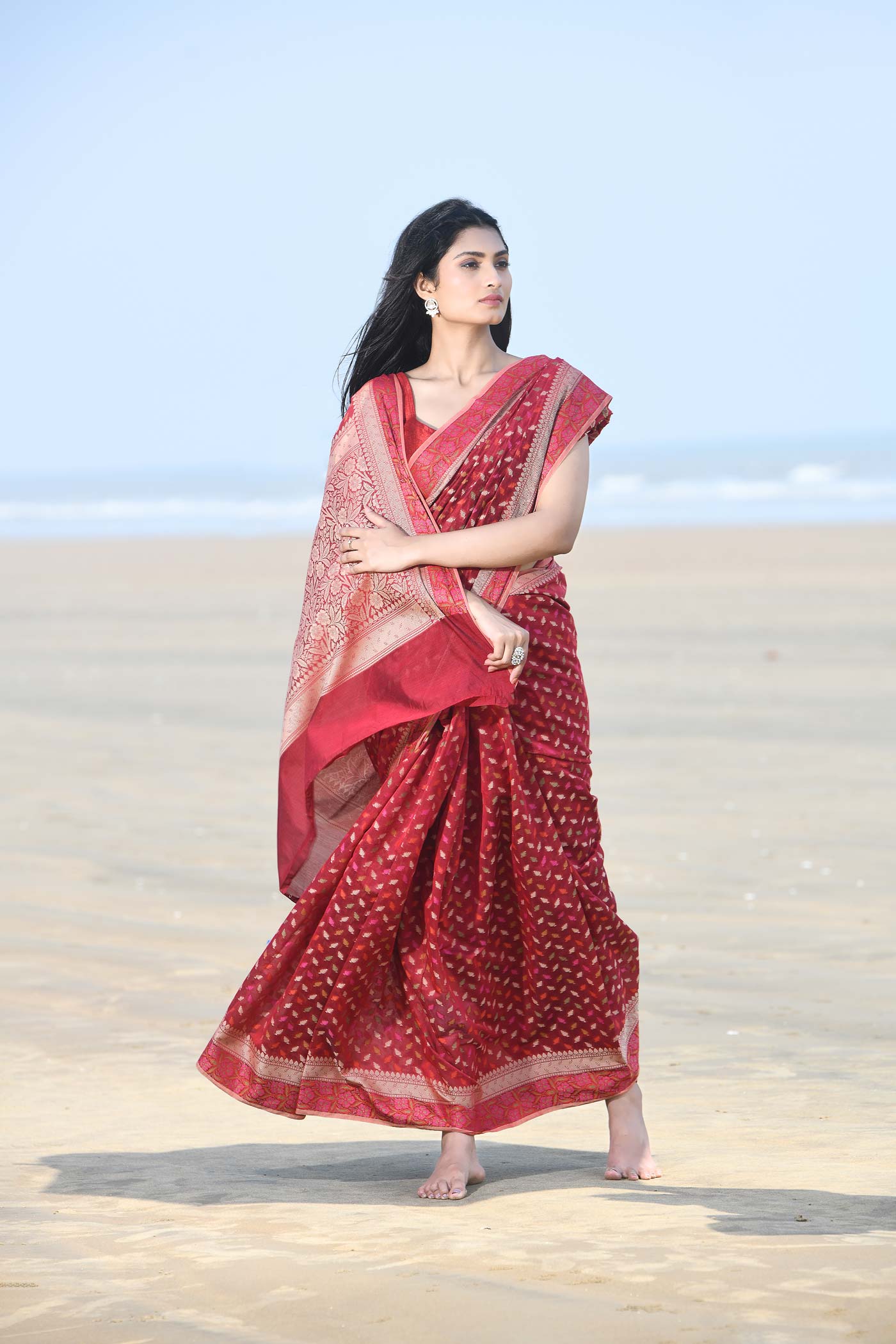 'Meher' Garnet Pure Resham Cotton Alfi Booti Tillfi Border Banarasi Handloom Saree 'Meher' Garnet Pure Resham Cotton Alfi Booti Tillfi Border Banarasi Handloom Saree