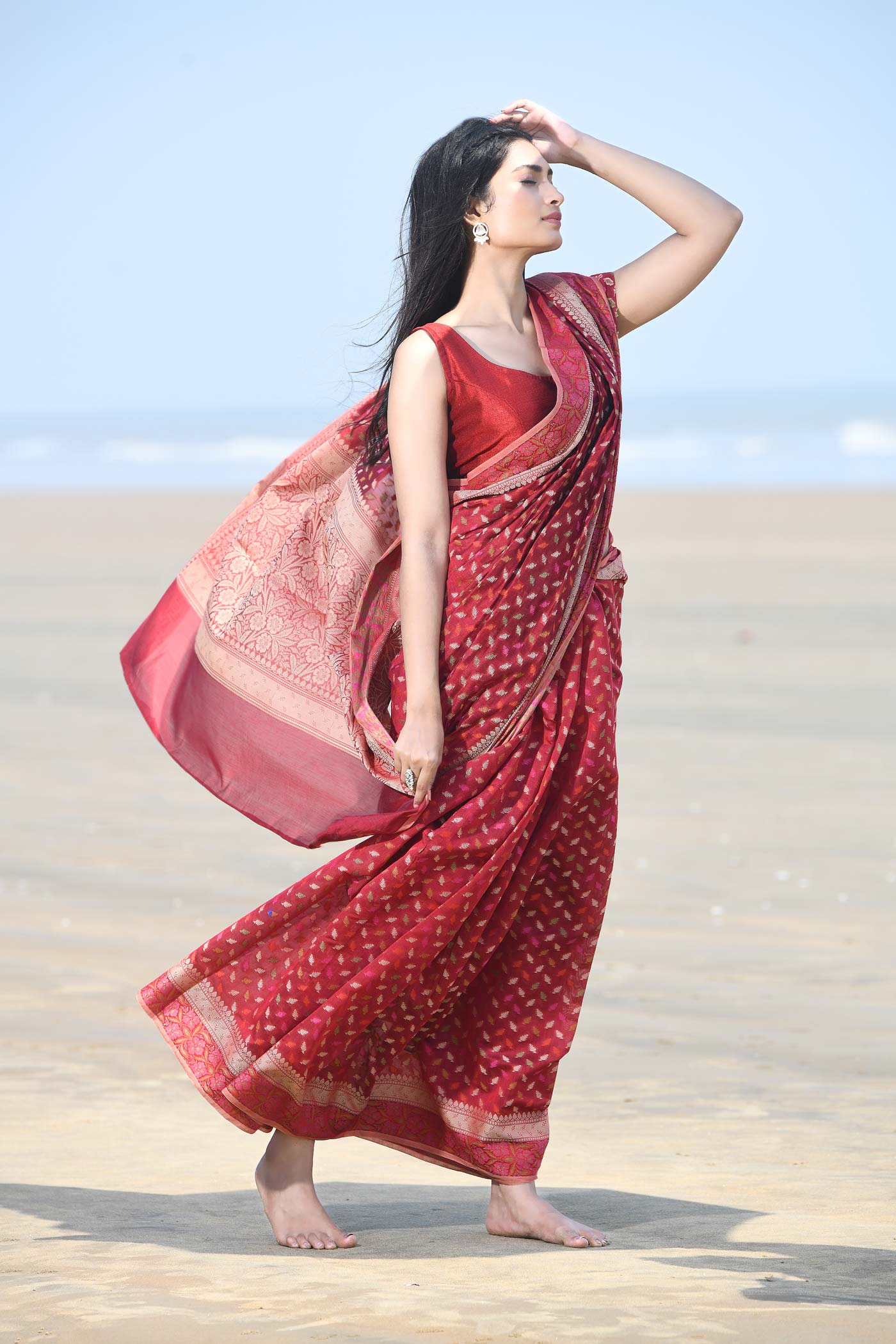 'Meher' Garnet Pure Resham Cotton Alfi Booti Tillfi Border Banarasi Handloom Saree 'Meher' Garnet Pure Resham Cotton Alfi Booti Tillfi Border Banarasi Handloom Saree