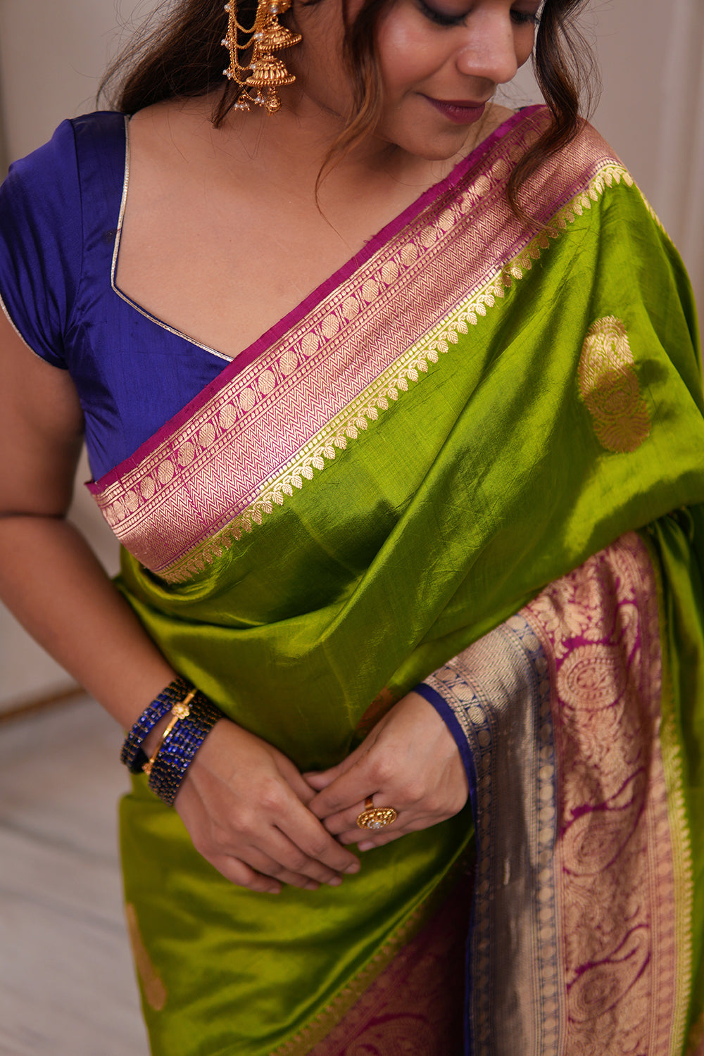 'Arya' Lime Green With a Contrast Pink And Blue On Edge Pure Katan Silk Kadhua Banarasi Handloom Saree (SUSHMITHA) 'Arya' Lime Green With a Contrast Pink And Blue On Edge Pure Katan Silk Kadhua Banarasi Handloom Saree (SUSHMITHA)
