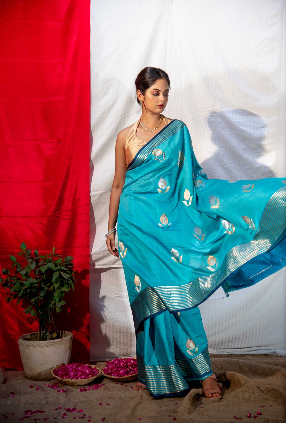 Blue Rangkat Pure Katan Chiniya Silk Banarasi Handloom Saree With Kadhua Bootas
