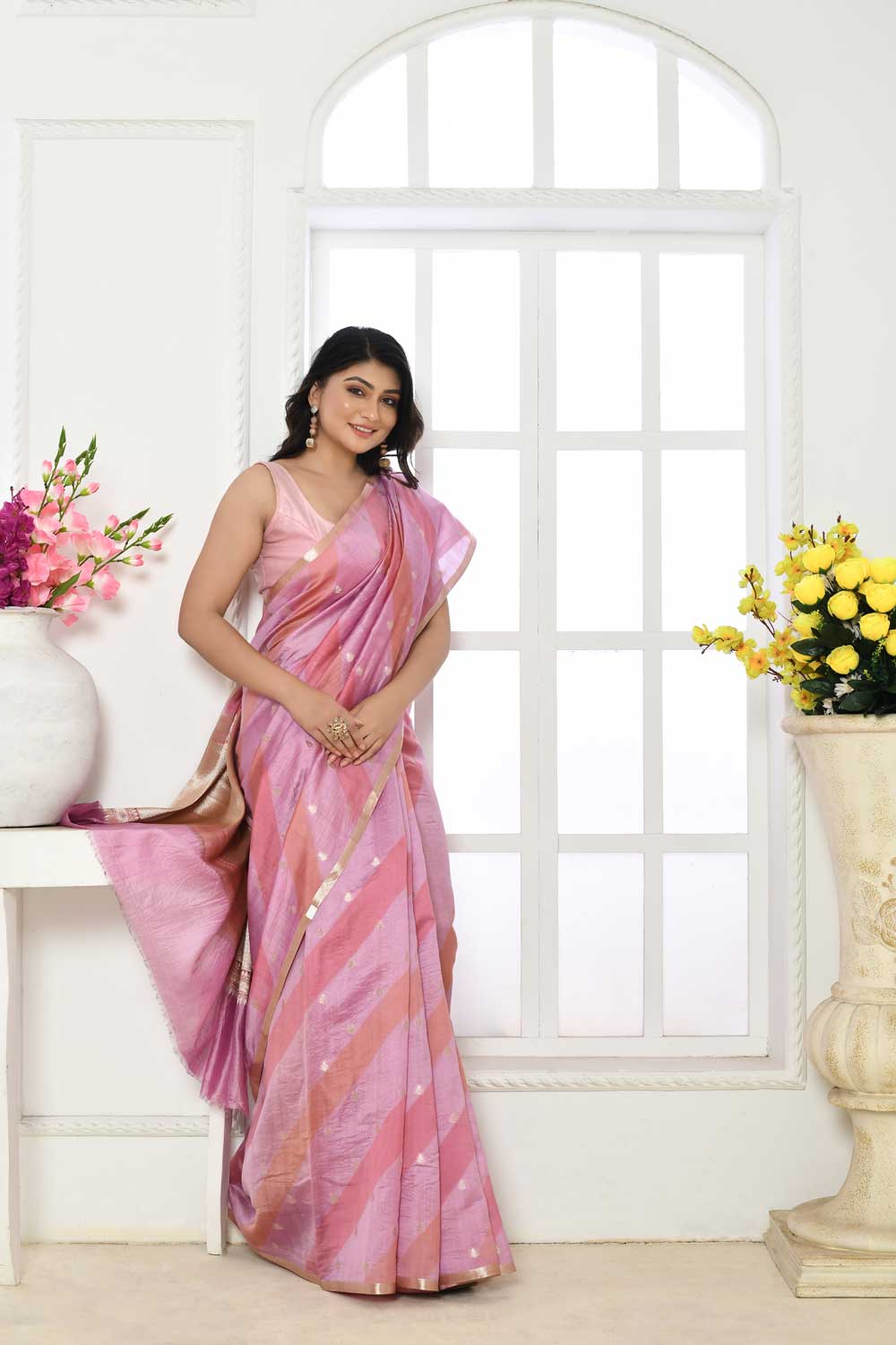 Pink  Pure Katan Chiniya Silk Banarasi Handloom Saree With Rangkat Aada Body And Sleak Gold Zari Border