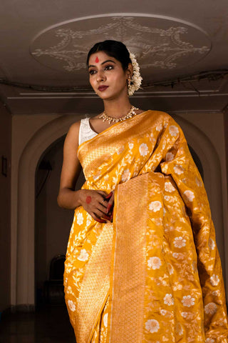 Mustard Yellow Pure Katan Silk Banarasi Handloom Saree With Kadhua Meena Boota