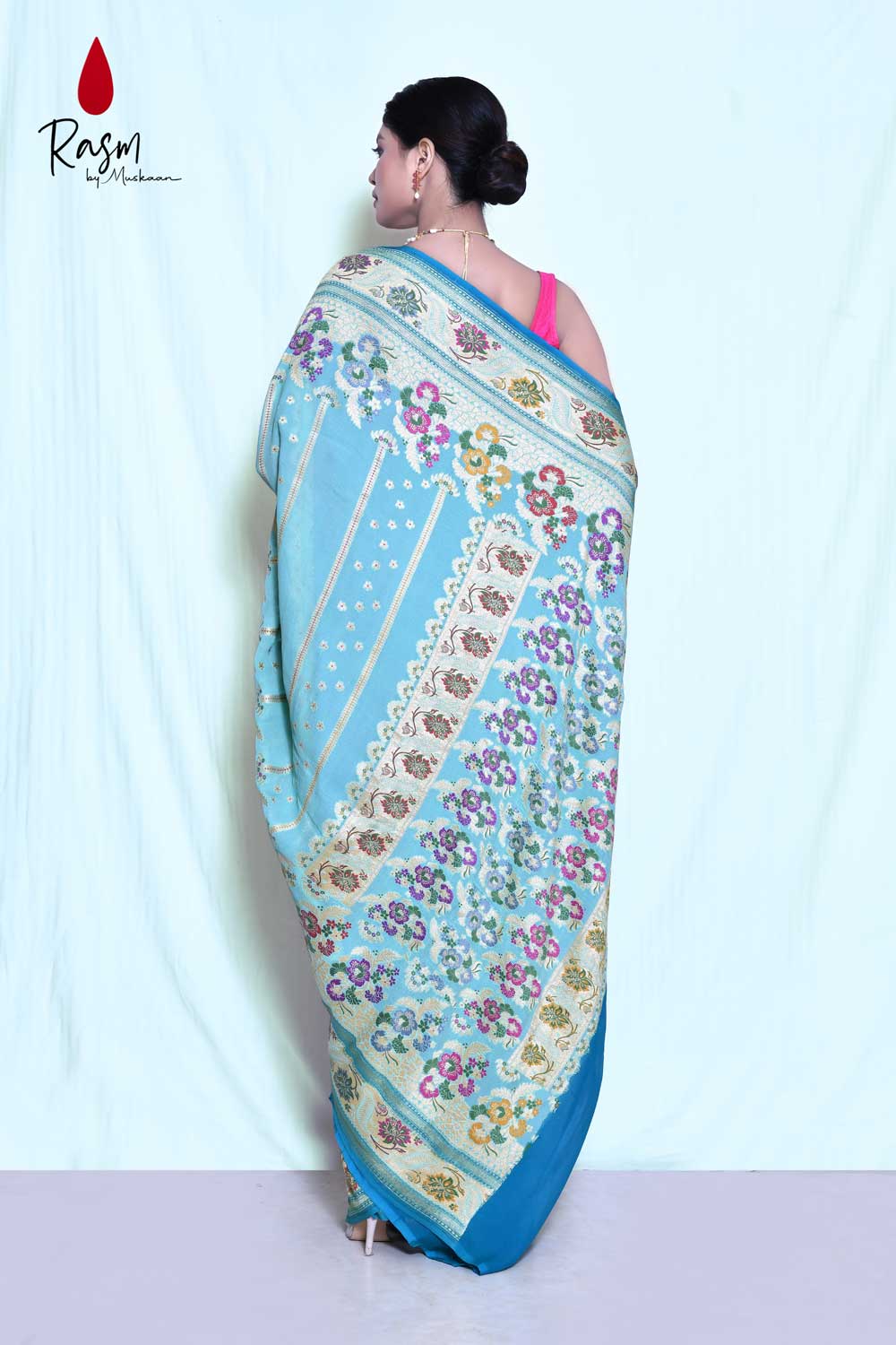 Blue Silk Banarasi Handloom Saree With Blouse