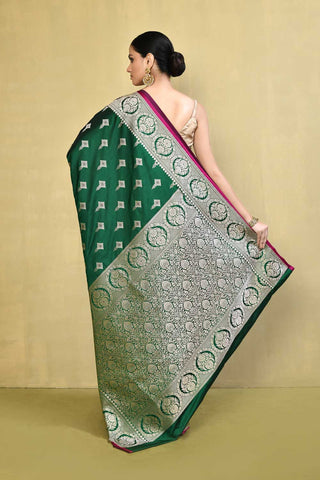 Green Banarasi Handloom Saree With Handwoven banarasi Border