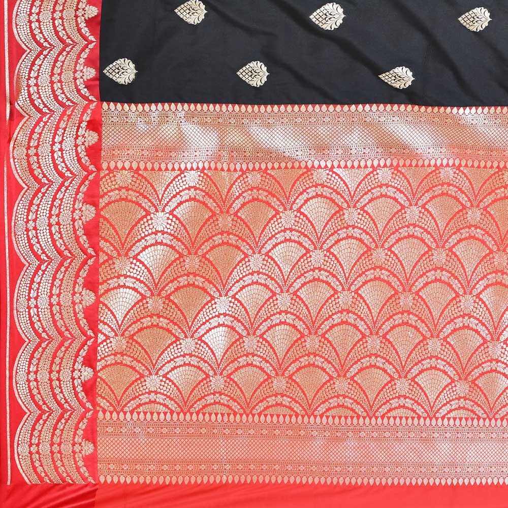 Black and Red Banarasi Handloom Saree With Contrast Scalloped Border