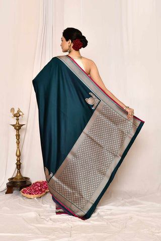 Peacock Green Semi Katan Mushru Satin Banarasi Handloom Saree