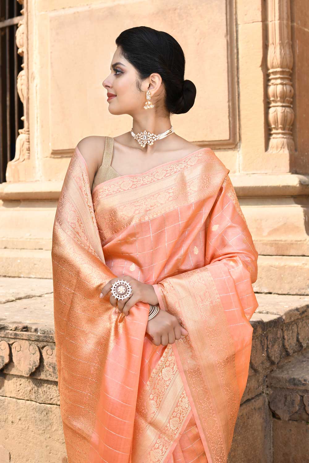 Saree With Kadhua Booti In Ropa And Sona Zari Work