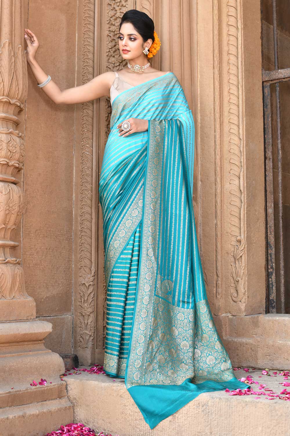 Green Ombre Pure Crepe Georgette Banarasi Handloom Silk Saree