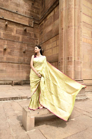 Pastel Green Pure Katan Silk Banarasi Handloom Silk Saree