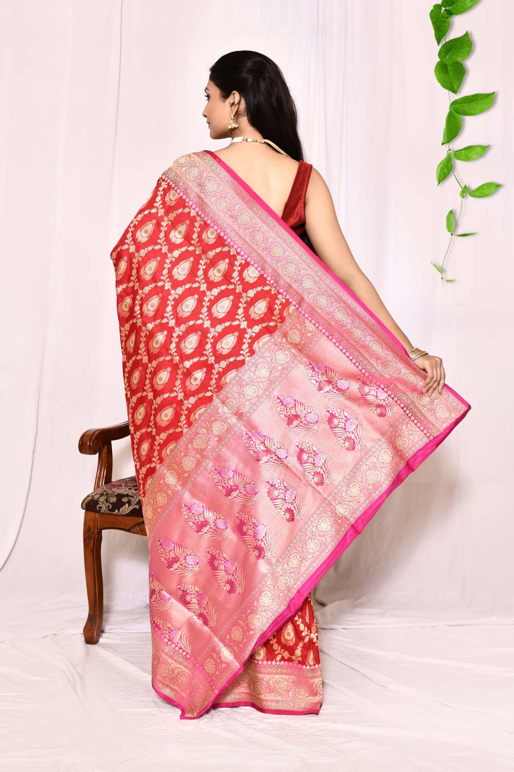 Red Pure Katan Silk Banarasi Handloom Silk Saree