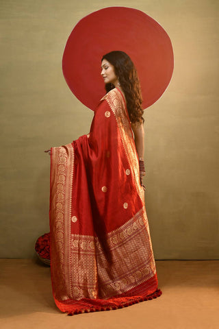 'Chand Boota' Red Pure Katan Silk Kadhua Banarasi Handloom Saree