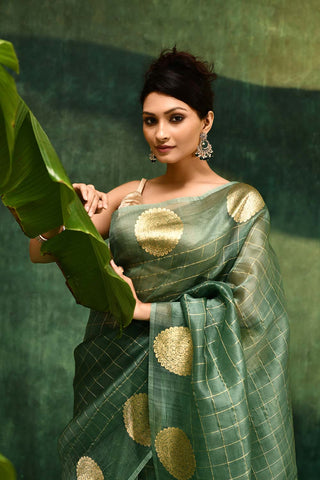 'Kamakshi' A shade Of Sage Green Pure Kora Organza Kadhua Banarasi Handloom Saree