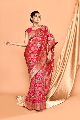 'Patterned Perfection' Pink Pure Katan Silk Jaal Brocade Banarasi Handloom Saree