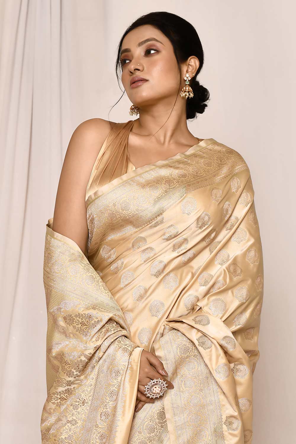 Beige Tussar Semi katan Mushru Satin  Banarasi Handloom Saree