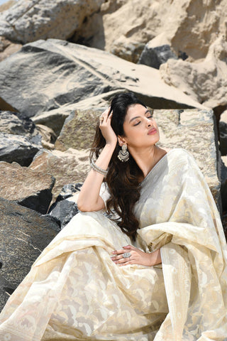 Jash-e-Jal' Ivory Beige Pure Resham Cotton Silk Banarasi Handloom Saree