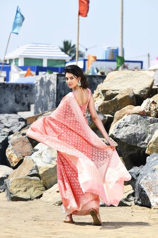 'Mehfil-e-Rang' Coral Peach Pure Resham Cotton Silk Banarasi Handloom Saree