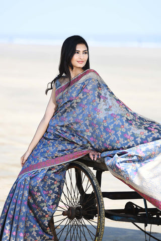'Gulnaar' Grey Pure Resham Cotton Alfi Jaal Tilfi Border Banarasi Handloom Saree
