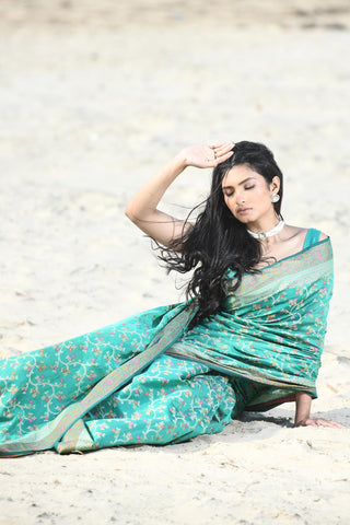'Nazaakat'  Green Pure Resham Cotton Alfi Jaal Tilfi Border Pure Banarasi Handloom Saree
