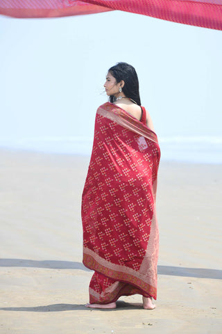 'Afreen' Garnet Red Pure Resham Cotton Alfi Booti Tilfi Border Banarasi Handloom Saree