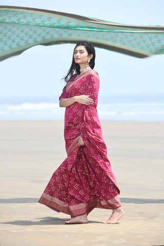 'Afreen' Raspberry Pink Pure Resham Cotton Alfi Booti Tilfi Border Banarasi Handloom Saree