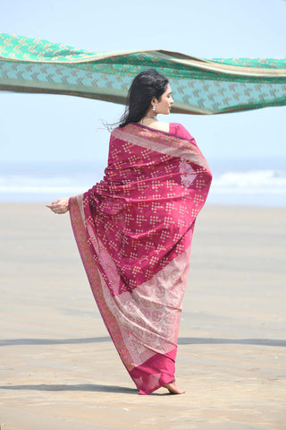 'Afreen' Raspberry Pink Pure Resham Cotton Alfi Booti Tilfi Border Banarasi Handloom Saree
